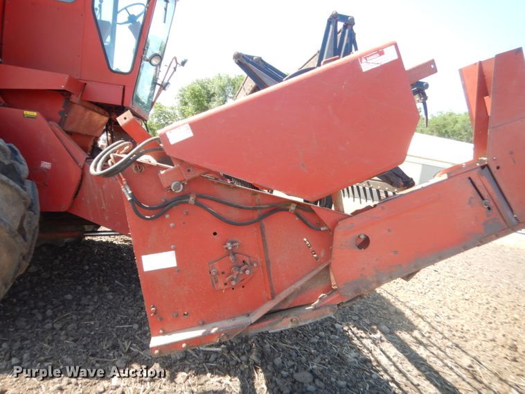 image for item GN9434 1979 International 1460 Axial-Flow RWA combine