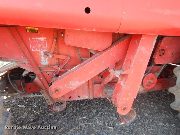 image for item GN9434 1979 International 1460 Axial-Flow RWA combine