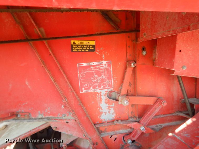 image for item GN9434 1979 International 1460 Axial-Flow RWA combine