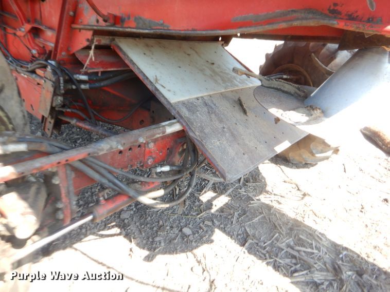 image for item GN9434 1979 International 1460 Axial-Flow RWA combine