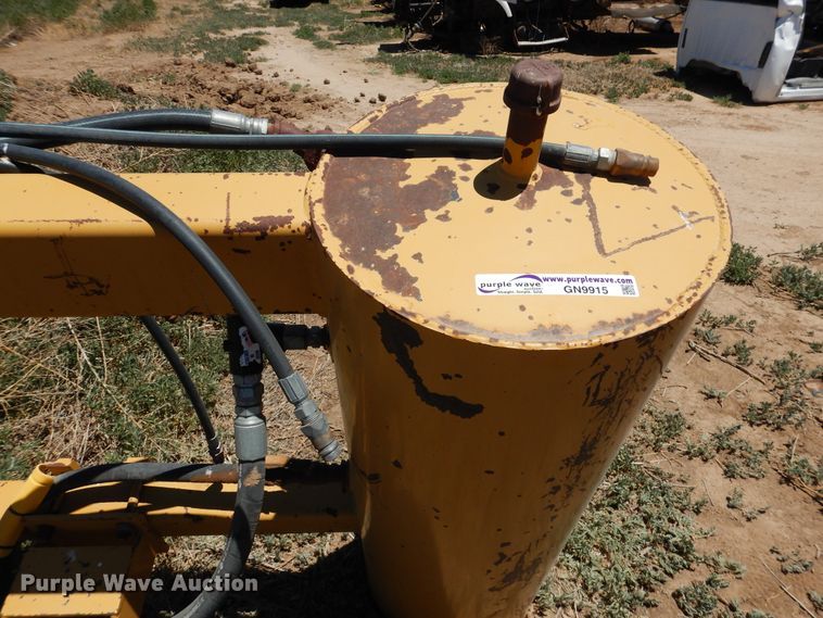 image for item GN9915 Hitchcock bunk sweeper