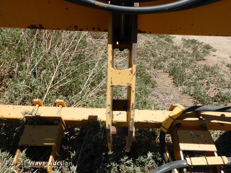 image for item GN9915 Hitchcock bunk sweeper