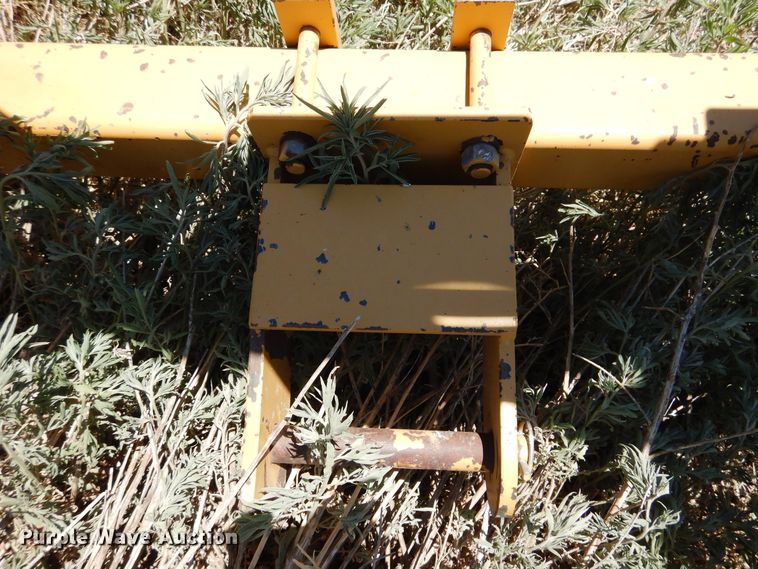 image for item GN9915 Hitchcock bunk sweeper