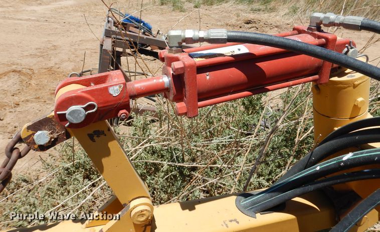 image for item GN9915 Hitchcock bunk sweeper