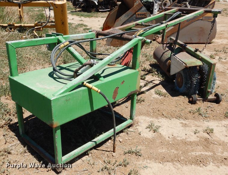 image for item GN9916 Bunk cleaner