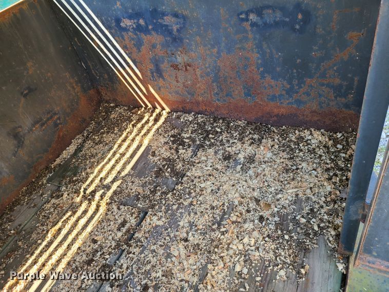 image for item GT9053 1983 Ponderosa livestock trailer