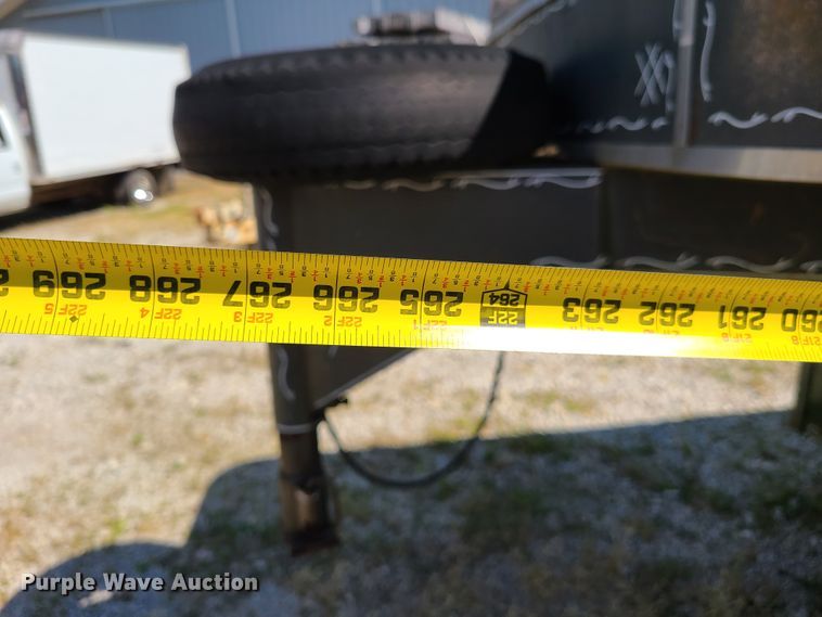 image for item GT9053 1983 Ponderosa livestock trailer