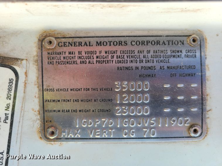 image for item GT9097 1988 GMC TopKick 7000  feed mixer truck