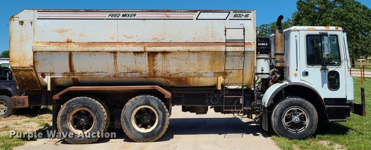 image for item GT9098 1982 Mack MR685S  feed mixer truck