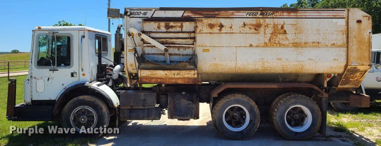 image for item GT9098 1982 Mack MR685S  feed mixer truck