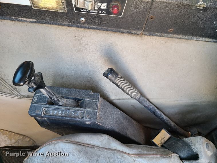 image for item GT9098 1982 Mack MR685S  feed mixer truck