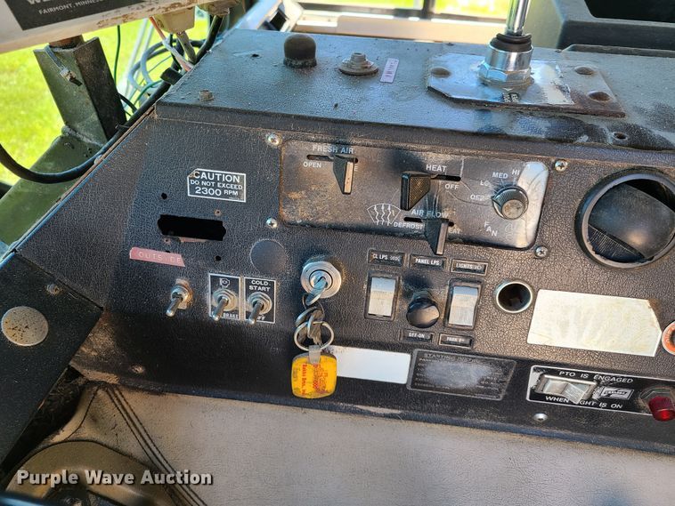 image for item GT9098 1982 Mack MR685S  feed mixer truck