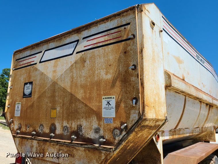 image for item GT9098 1982 Mack MR685S  feed mixer truck