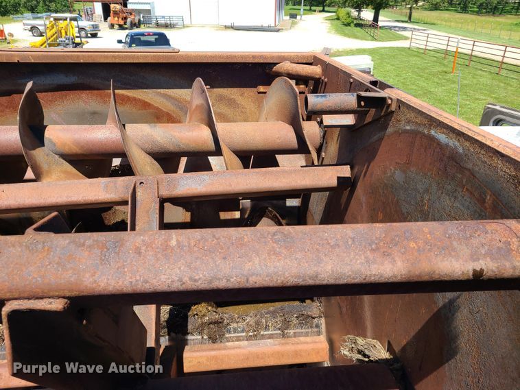 image for item GT9098 1982 Mack MR685S  feed mixer truck