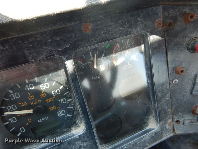 image for item HM9552 1994 White GMC WG  fertilizer delivery truck