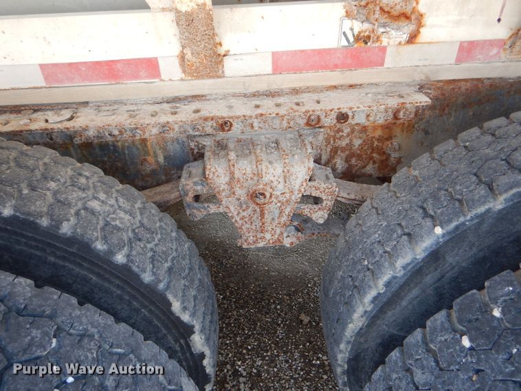 image for item HM9552 1994 White GMC WG  fertilizer delivery truck