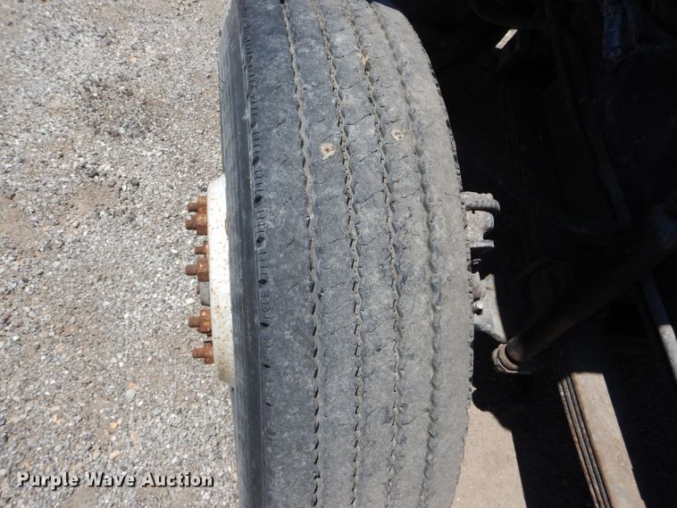 image for item HM9552 1994 White GMC WG  fertilizer delivery truck