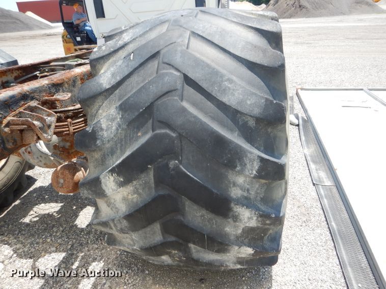 image for item HM9554 2007 International 7400  applicator truck chassis