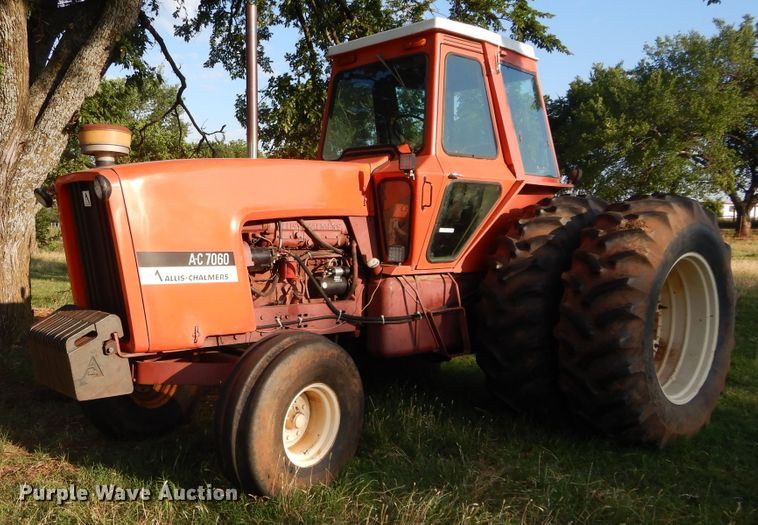 image for item HS9665 1977 Allis Chalmers AC7060  tractor