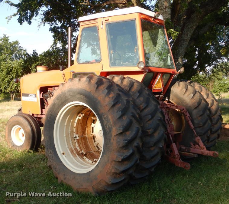image for item HS9665 1977 Allis Chalmers AC7060  tractor