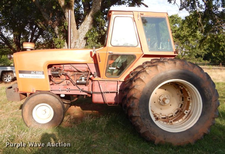 image for item HS9665 1977 Allis Chalmers AC7060  tractor
