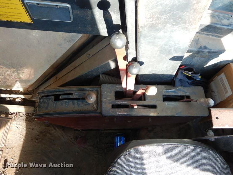 image for item HS9665 1977 Allis Chalmers AC7060  tractor