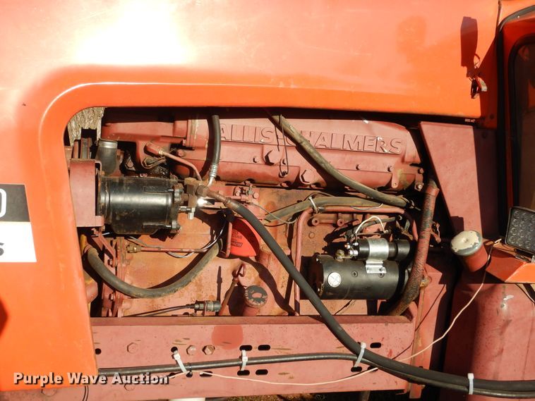 image for item HS9665 1977 Allis Chalmers AC7060  tractor