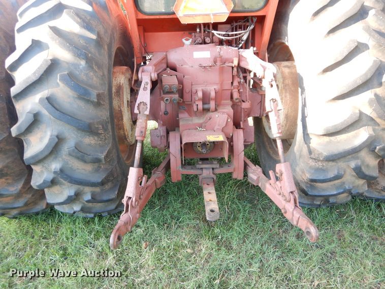 image for item HS9665 1977 Allis Chalmers AC7060  tractor