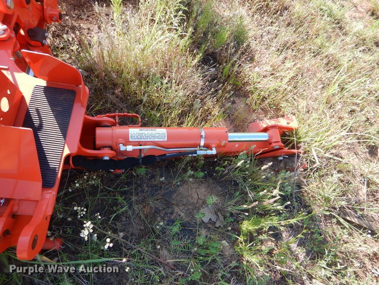 image for item HS9667 Kubota BT820 backhoe attachment