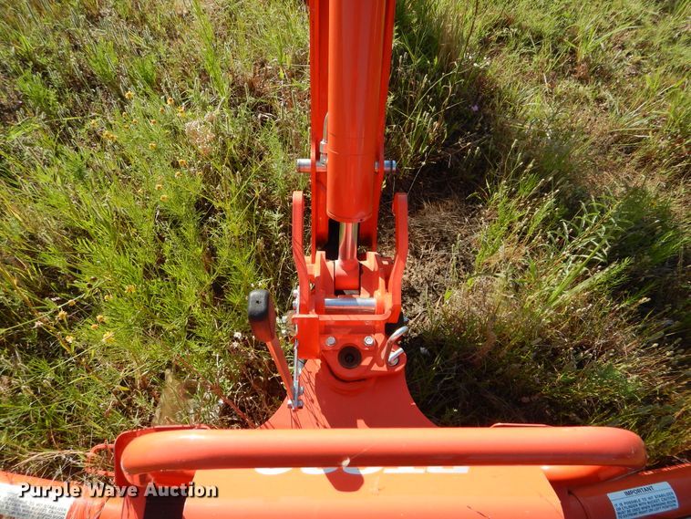 image for item HS9667 Kubota BT820 backhoe attachment