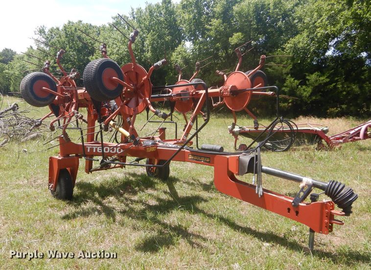 image for item HS9675 Pequea TT6000 hay tedder