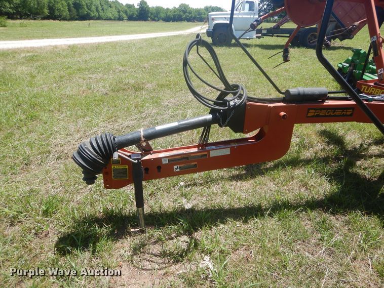 image for item HS9675 Pequea TT6000 hay tedder