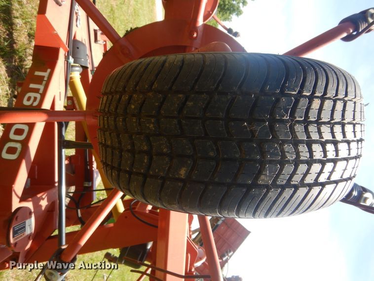 image for item HS9675 Pequea TT6000 hay tedder