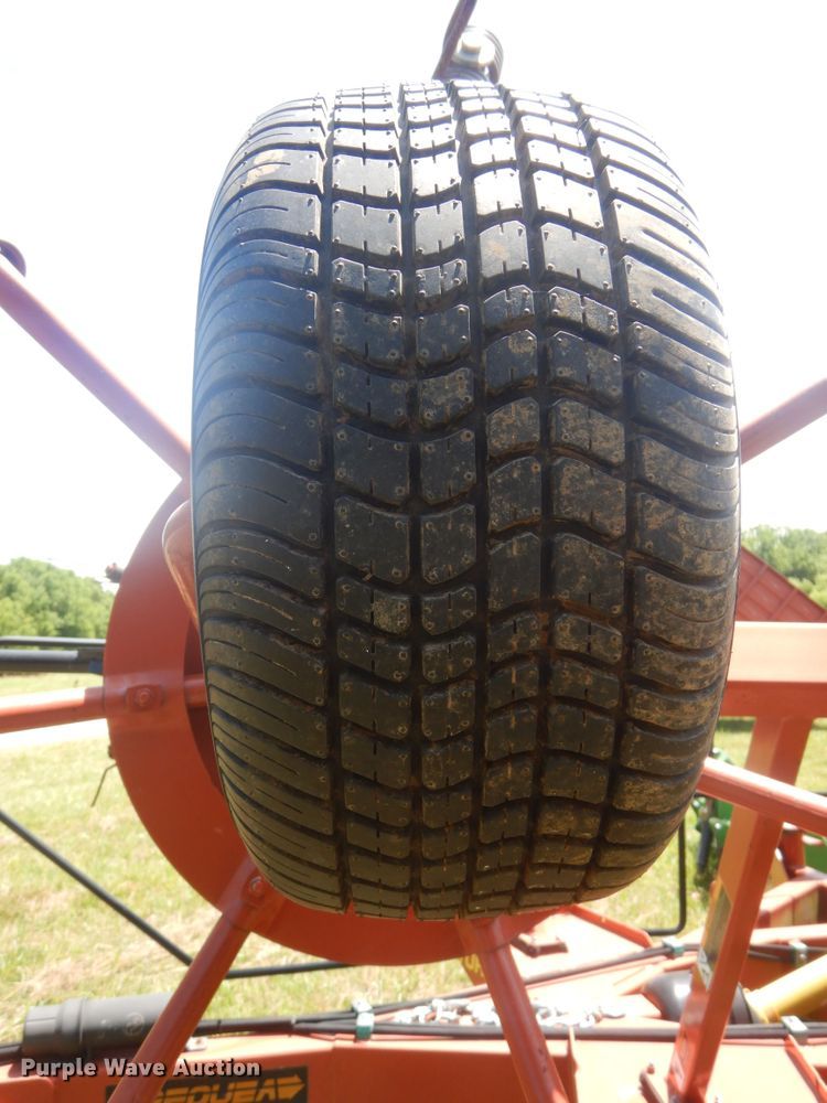 image for item HS9675 Pequea TT6000 hay tedder