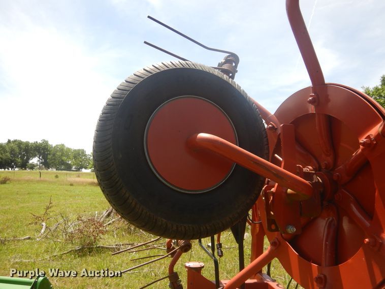 image for item HS9675 Pequea TT6000 hay tedder