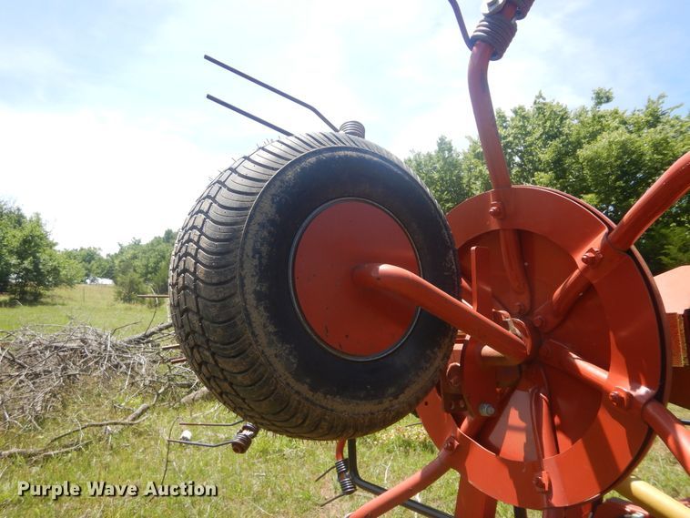 image for item HS9675 Pequea TT6000 hay tedder