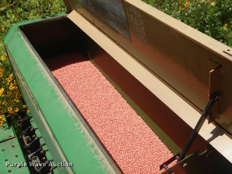 image for item HS9683 Great Plains Solid Stand 15 grain drill