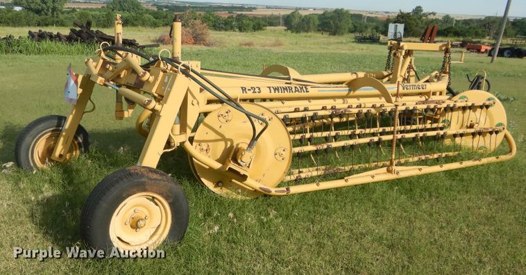 image for item HS9685 Vermeer R23 hay rake