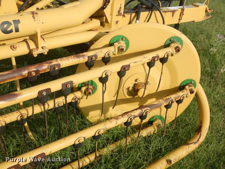 image for item HS9685 Vermeer R23 hay rake