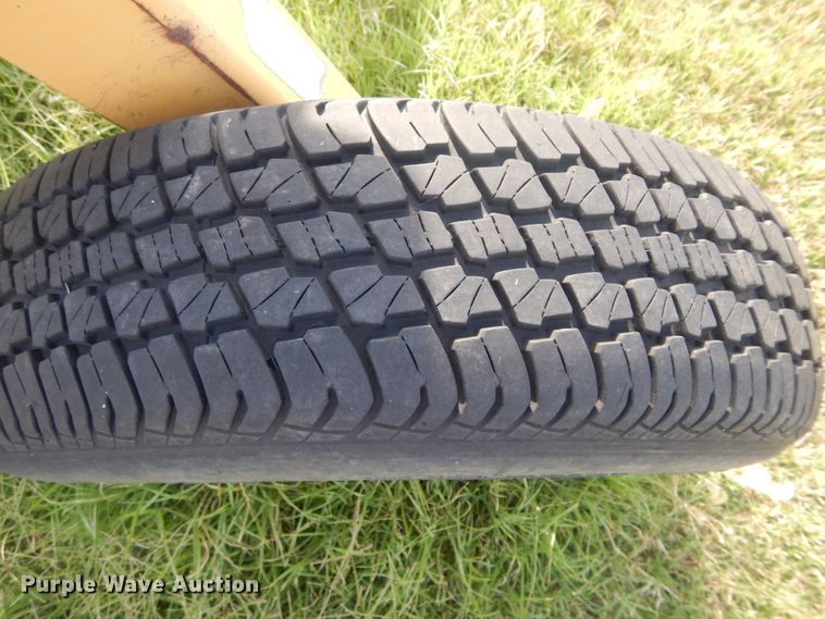 image for item HS9685 Vermeer R23 hay rake