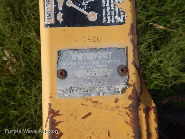 image for item HS9685 Vermeer R23 hay rake