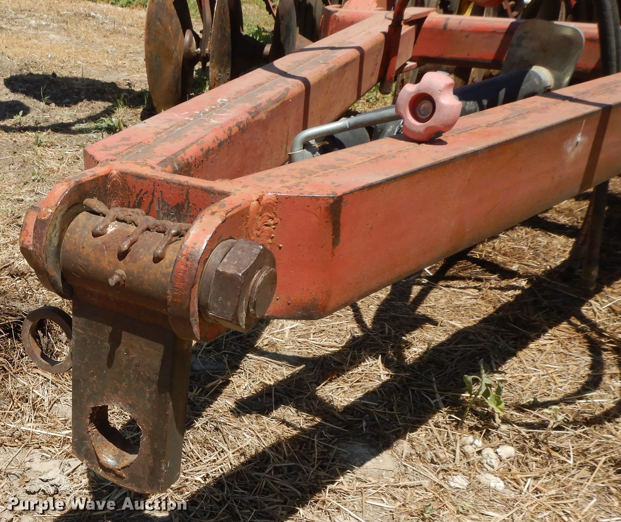 Sunflower 1231 double off-set disk in Peabody, KS | Item DG7814 sold