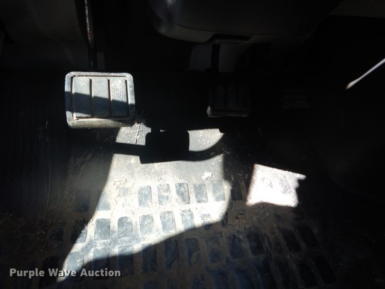 image for item DC4514 2007 Volvo VN  semi truck