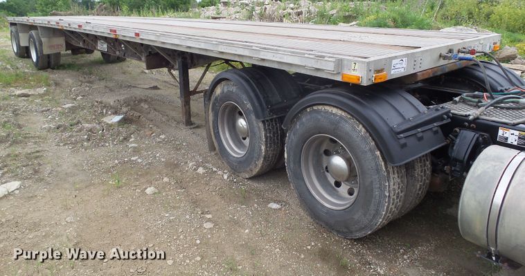 image for item DF0836 1997 Transcraft Eagle W248X102 flatbed trailer