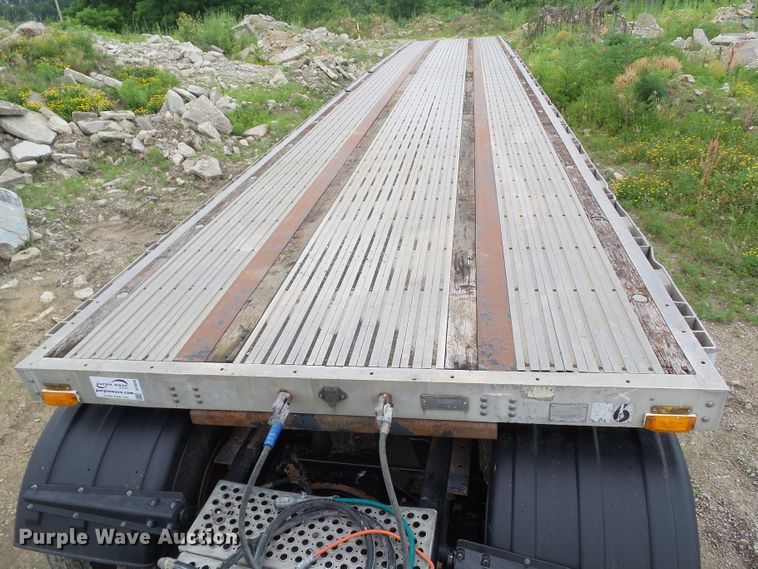 image for item DF0836 1997 Transcraft Eagle W248X102 flatbed trailer