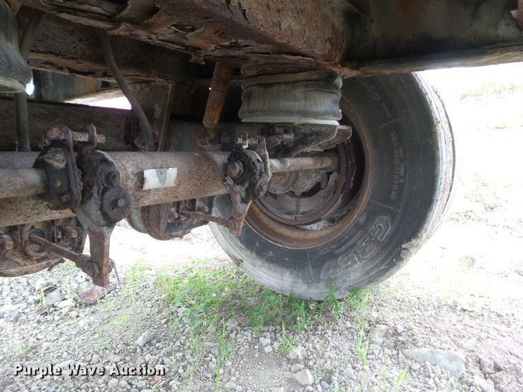 image for item DF0836 1997 Transcraft Eagle W248X102 flatbed trailer