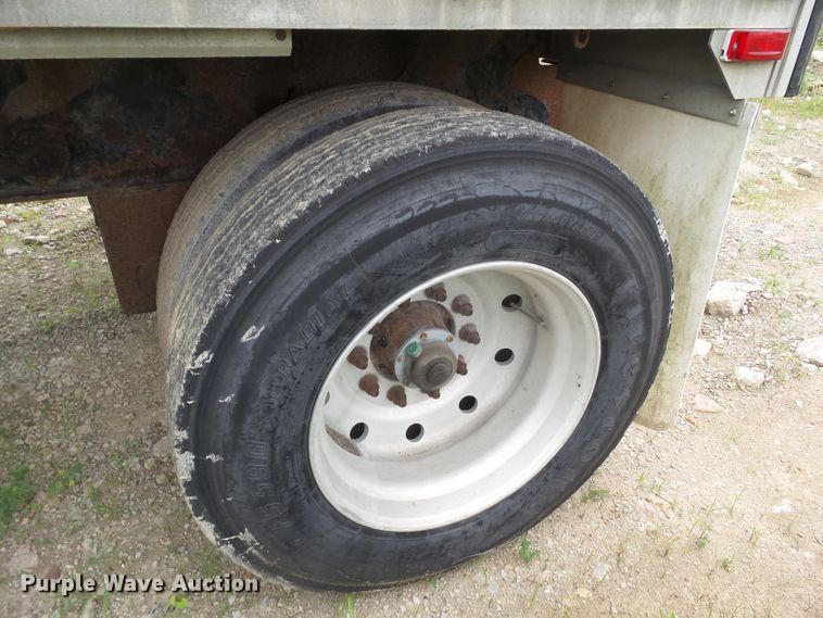 image for item DF0836 1997 Transcraft Eagle W248X102 flatbed trailer