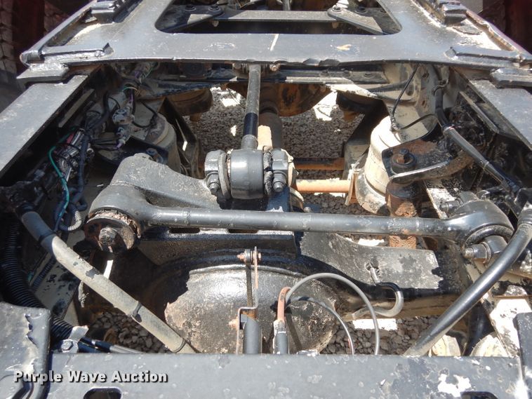 image for item DF4179 1996 Kenworth T400B  semi truck