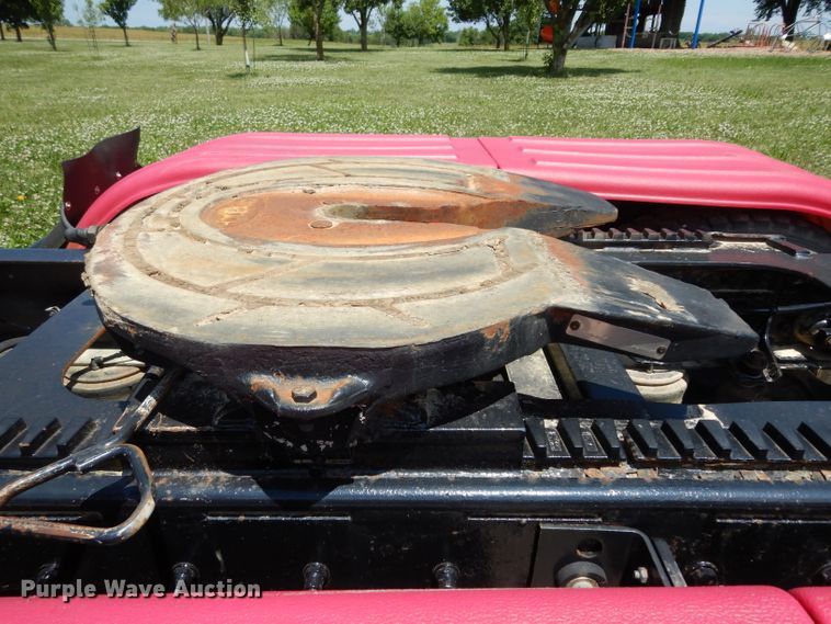 image for item DF4179 1996 Kenworth T400B  semi truck