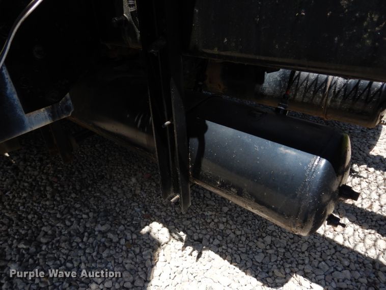 image for item DF4179 1996 Kenworth T400B  semi truck